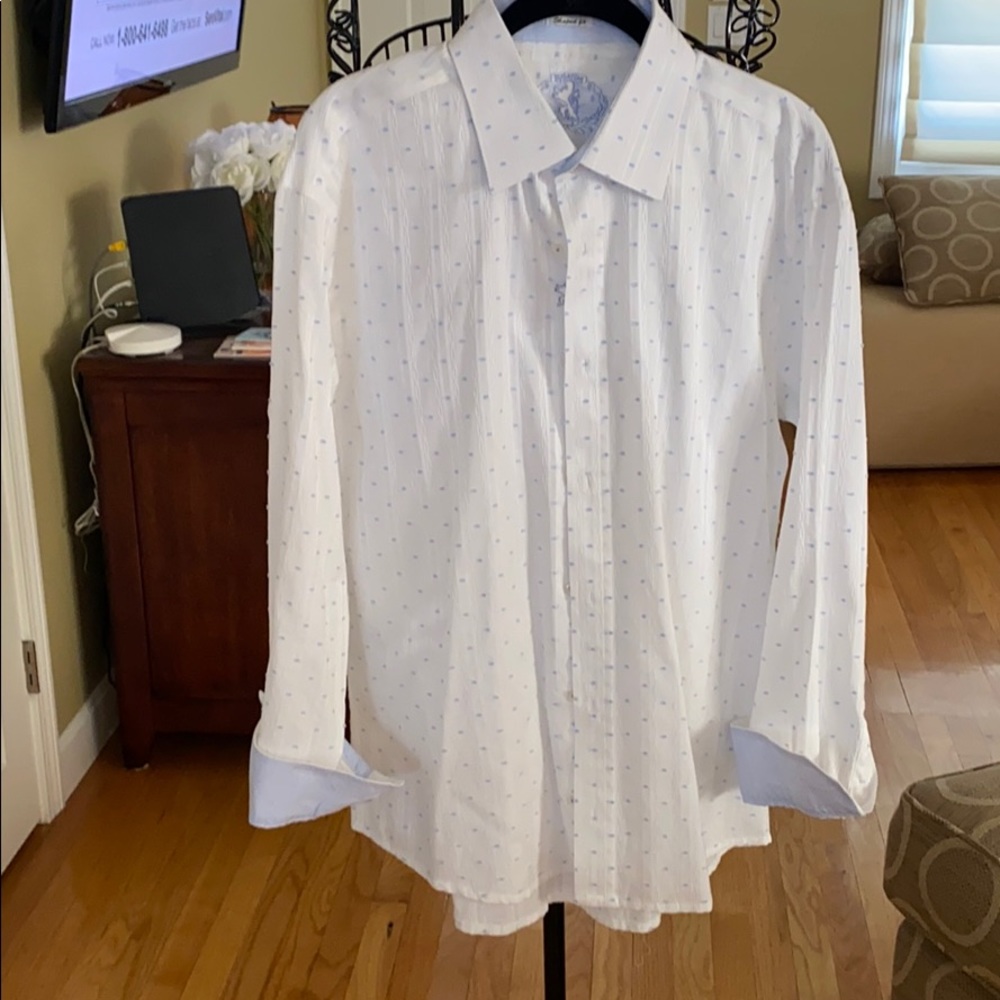 Men’s shirt white with light blue dots
